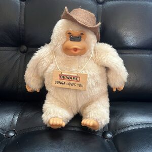 Vintage Russ Berrie Gonga Gorilla Plush 9” Cowboy Hat “Beware Gonga Loves You”